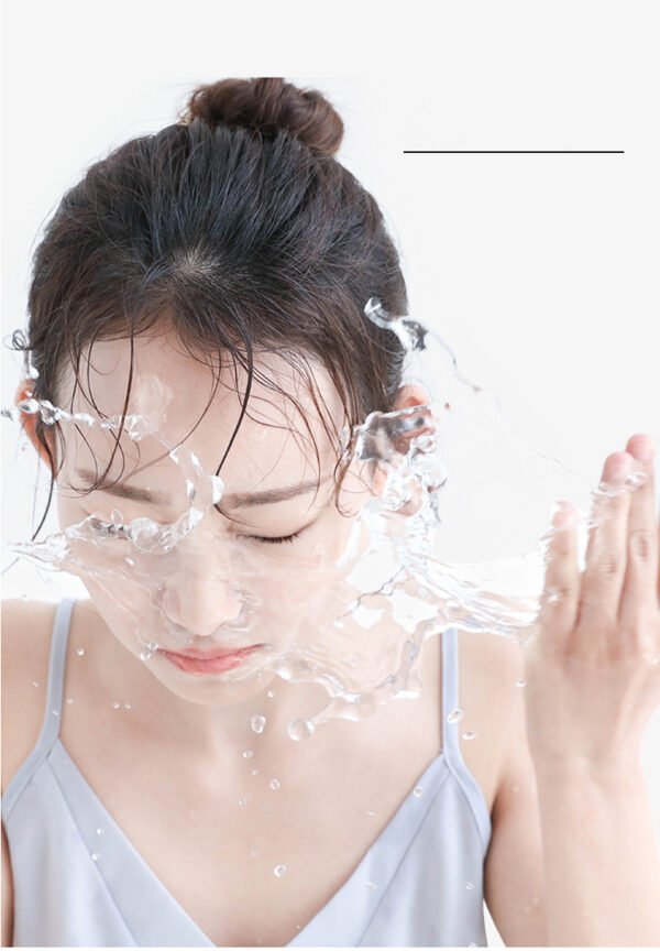 Acne Removing Amino Acid Facial Cleanser - Image 3